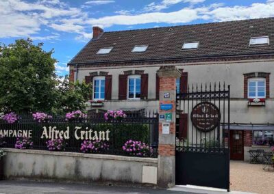 1-Façade rue et cour