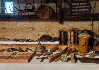 11-Vieux outils