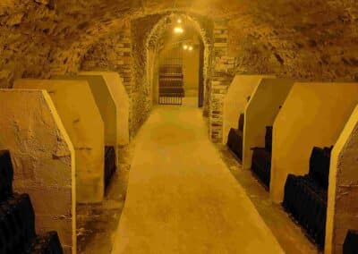 10-Caves (4)