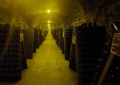8-Caves (2)